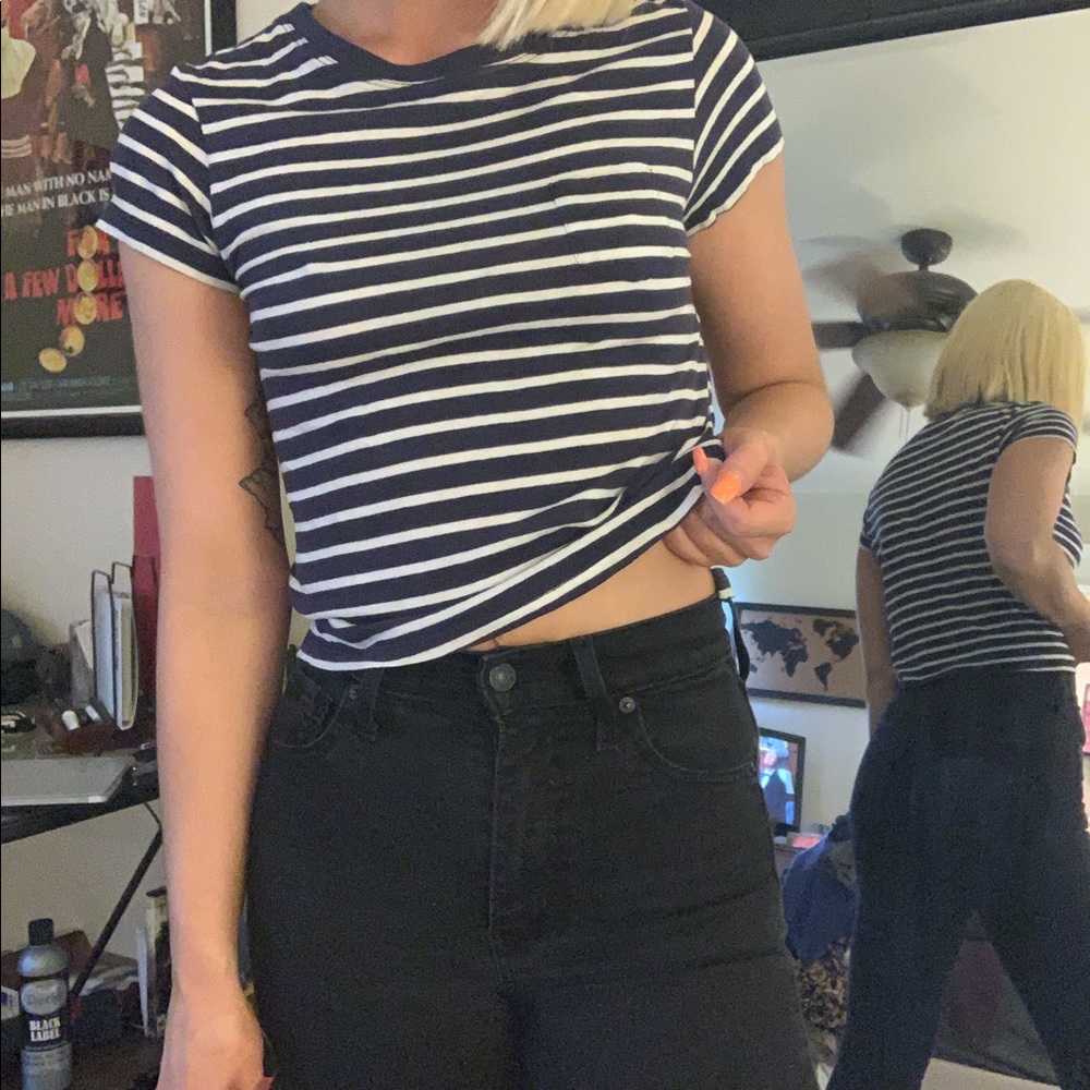 Urban Outfitters Crop